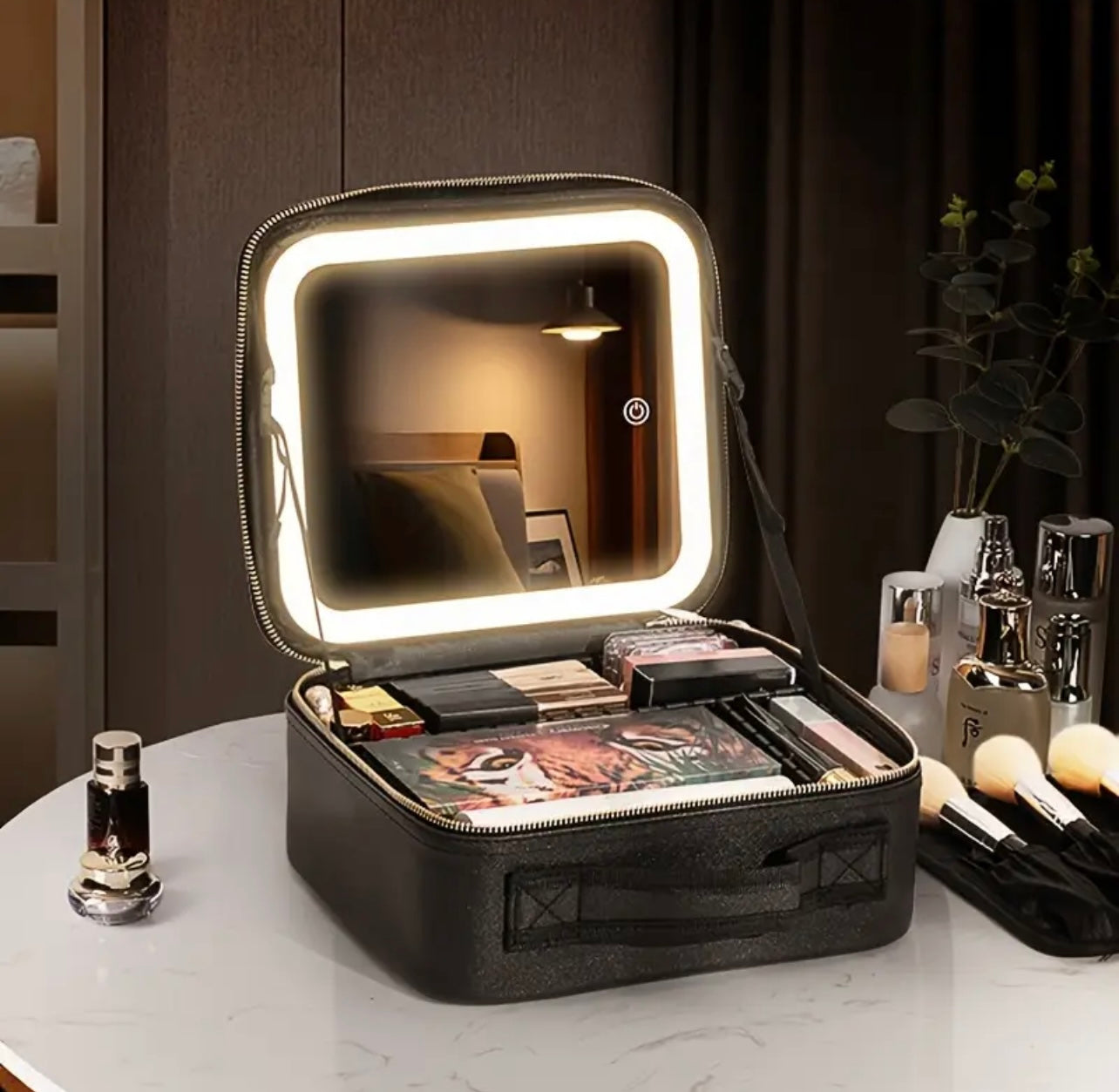Makeup organizer bag with led mirror